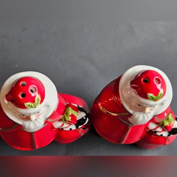 Mackenzie Childs Santa Salt and Pepper Shakers - Picture 3 of 9